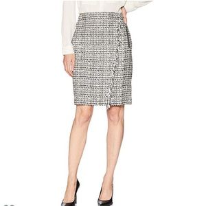 NEW NEVER WORN Calvin Klein Tweed Skirt